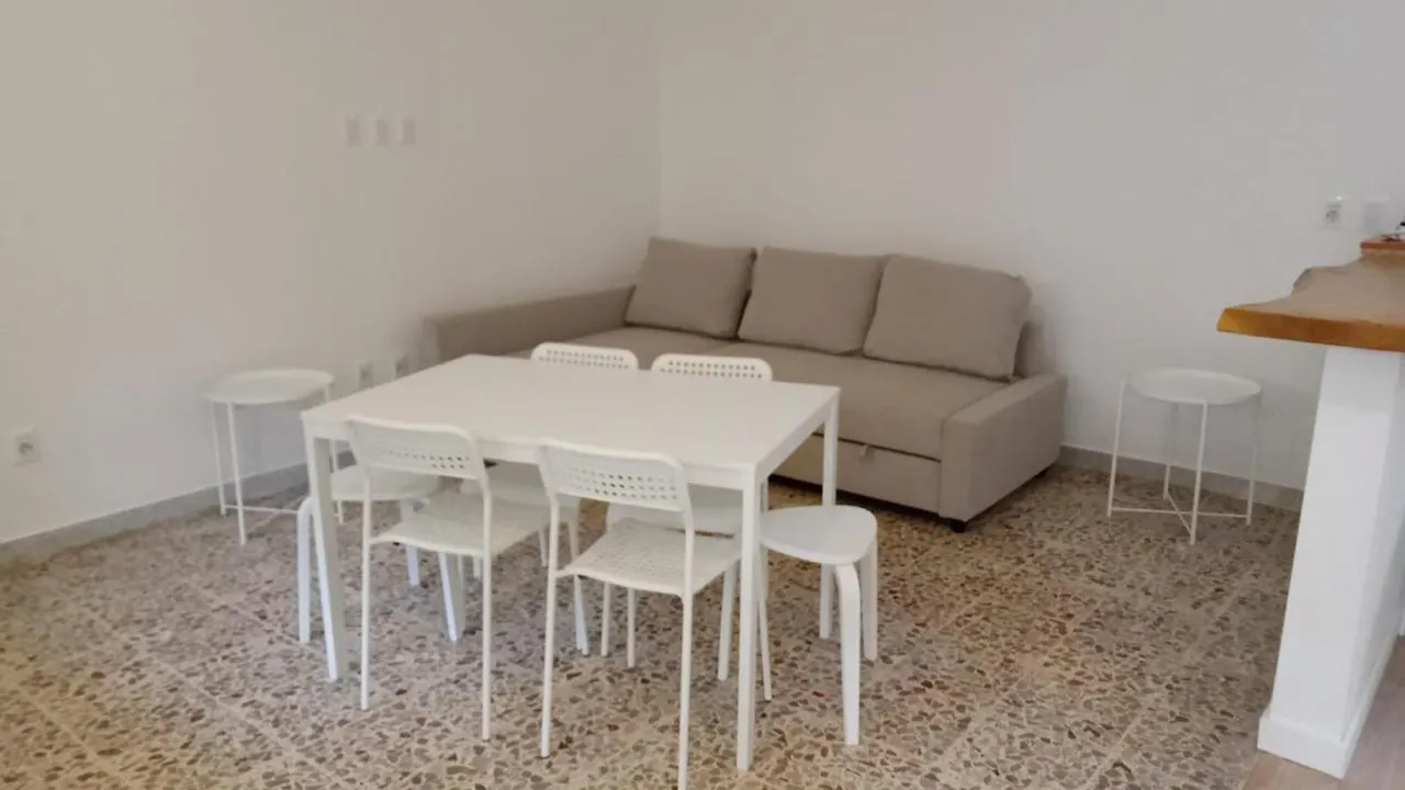 East Holiday Apartment 1 & 2 Naples