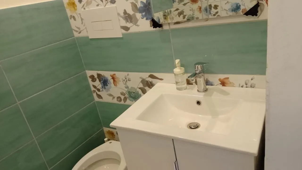East Holiday Apartment 1 & 2 Naples