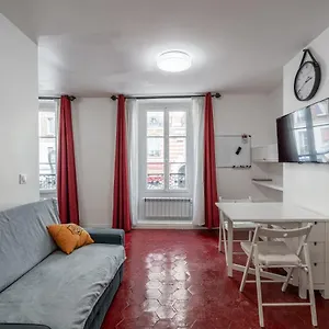 Entier A Apartment Paris